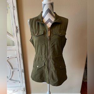 Magellan Vest - Classic Fit - Hiking Fishing Hunting Camping - Size: Medium